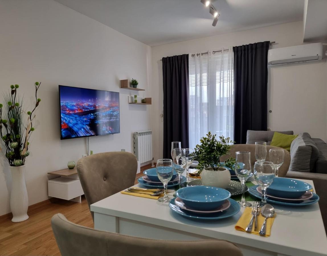 Modern & Trendy Apartment Scopia Exterior foto