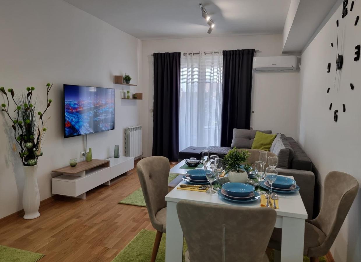 Modern & Trendy Apartment Scopia Exterior foto