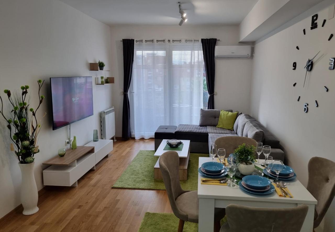 Modern & Trendy Apartment Scopia Exterior foto