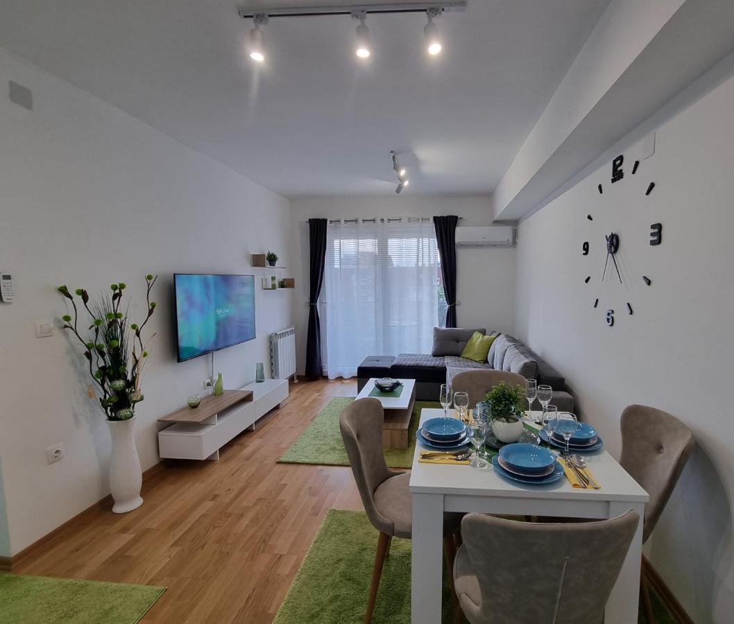Modern & Trendy Apartment Scopia Exterior foto